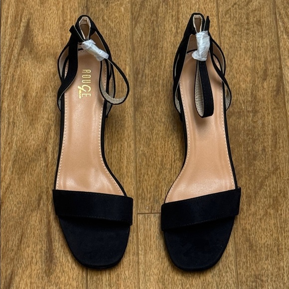 New!! Size 11 Heels w/ 3 inches - ROUGE HELIUM Black Heels - Picture 7 of 15